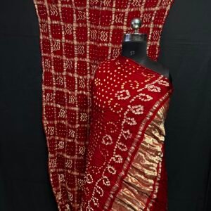 Garchola Bandhej saree