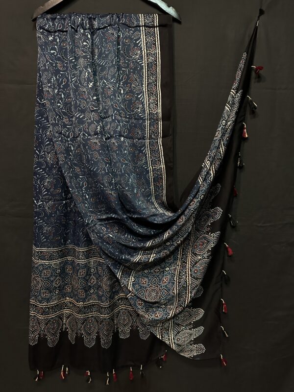 Ajrakh print Duptta