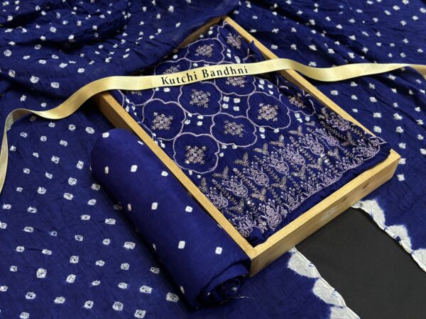 Lucknowi Bandhani suit