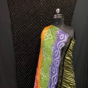 Dots Bandhej saree Multi pallu