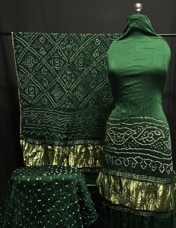 Modal 3 piece Bandhej suit