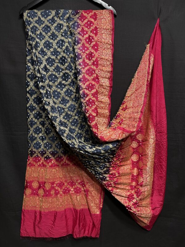 Banarasi Duptta (Dhupiyan silk)