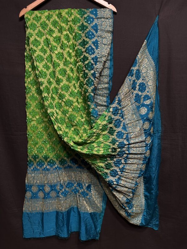 Banarasi Duptta (Dhupiyan silk)