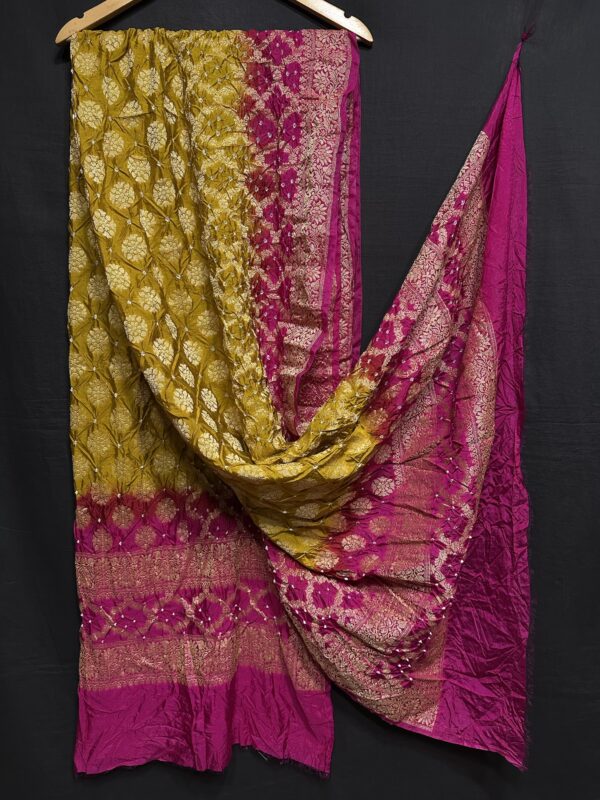 Banarasi Duptta (Dhupiyan silk)