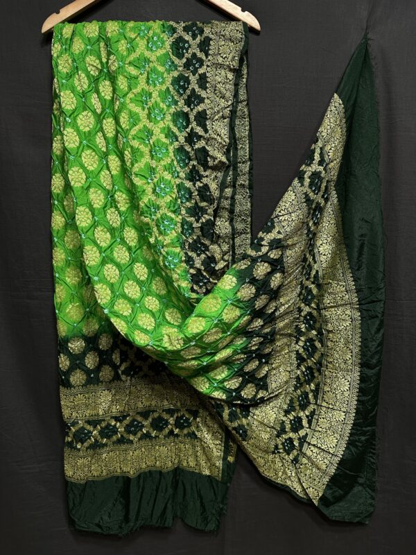 Banarasi Duptta (Dhupiyan silk)
