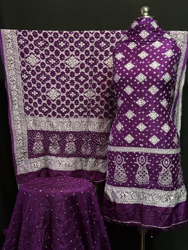Dhupiyan Kashmiri work