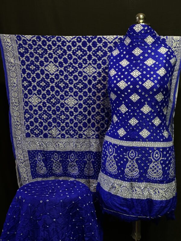 Dhupiyan Kashmiri work