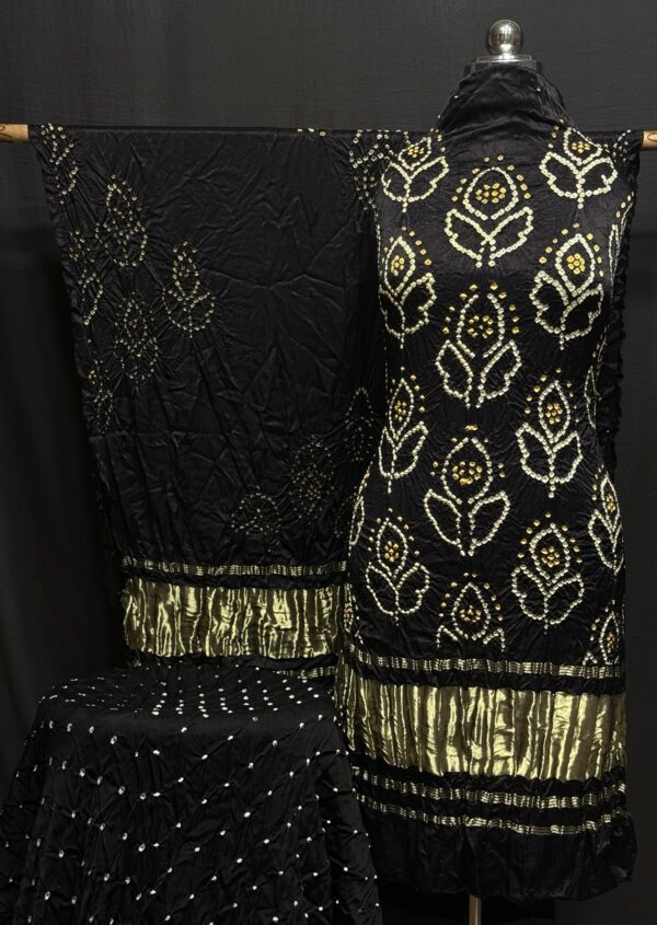 Modal 3 piece bandhej suit